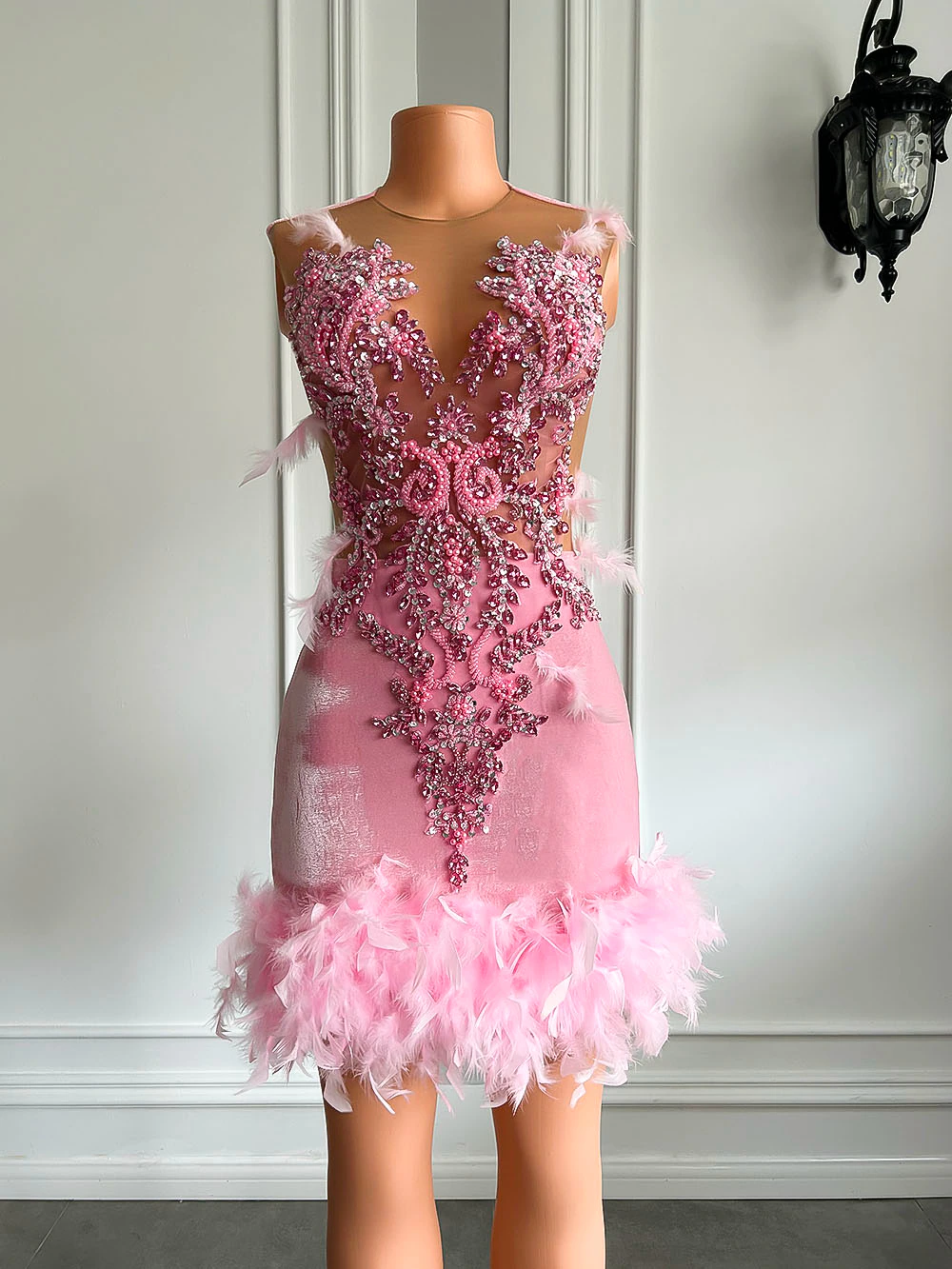 Robe de soirée courte en maille transparente pour femme, tenue de cocktail, d'anniversaire, brodée de perles, en velours rose et noir 