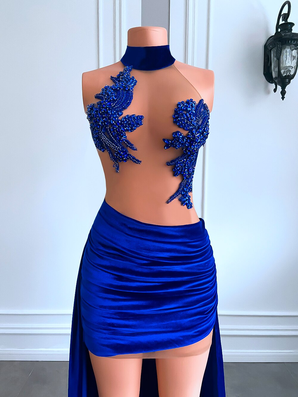 Robe de soirée sexy transparente à perles scintillantes pour femme, courte devant, longue derrière, en velours noir, robe de bal courte 