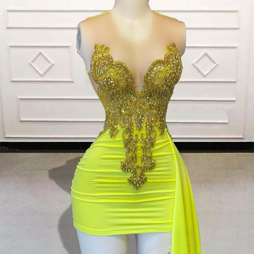 Vestidos curtos de baile com contas brilhantes, cristais e diamantes, amarelos, sem mangas, sexy, pretos, para meninas, minivestidos de coquetel para festa de aniversário