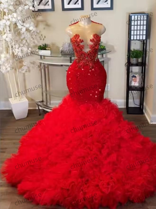 Vestidos de fiesta de tul con cuentas rojas y cristales, con cola fruncida, de diseñador, para chicas negras, estilo sirena, para boda, especiales y personalizados.