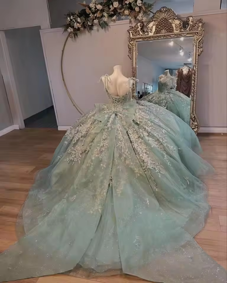 Vestido de quinceañera personalizado con tirantes finos, tul, encaje y apliques, vestido de fiesta para quinceañeras
