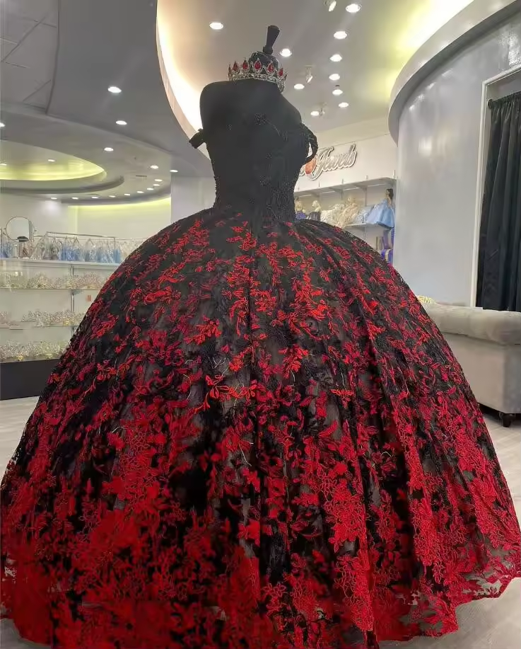 Robe de bal gothique noire et rouge, épaules dénudées, avec appliques perlées, corset, robe de 15 ans, sur mesure