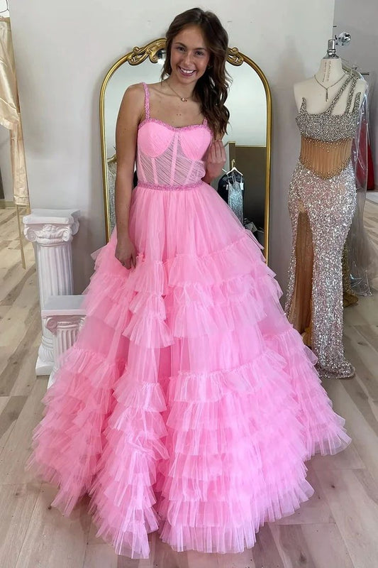 Vestido de fiesta de tul con volantes rosas