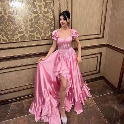 Robe de princesse rose élégante en forme de A, style corset, tenue de soirée d'anniversaire, avec volants et fente sur la jambe, idéale pour les occasions spéciales