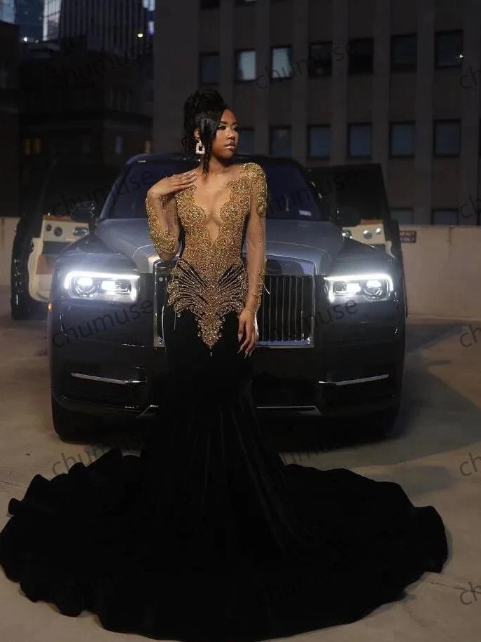 Robe de bal trompette à manches longues en velours noir 
