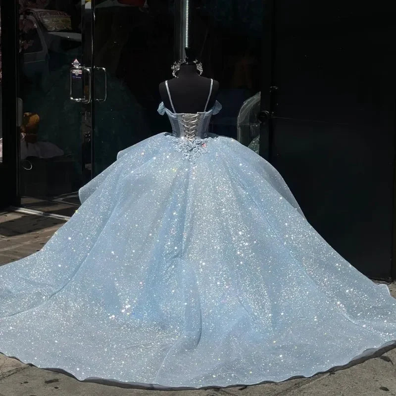 Robe de Quinceanera bleu ciel, décolleté en cœur, appliques personnalisées, paillettes, fleurs 3D, robe de bal princesse pour 16 ans