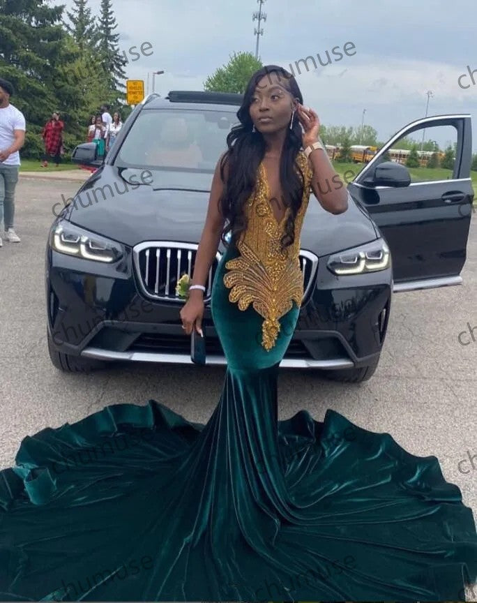 Robe de bal longue en velours vert chasseur 