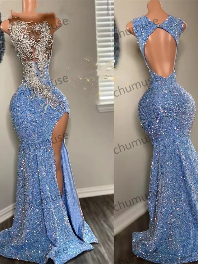 Robe de bal à paillettes bleues scintillantes et perles en cristal fendue sur le côté 
