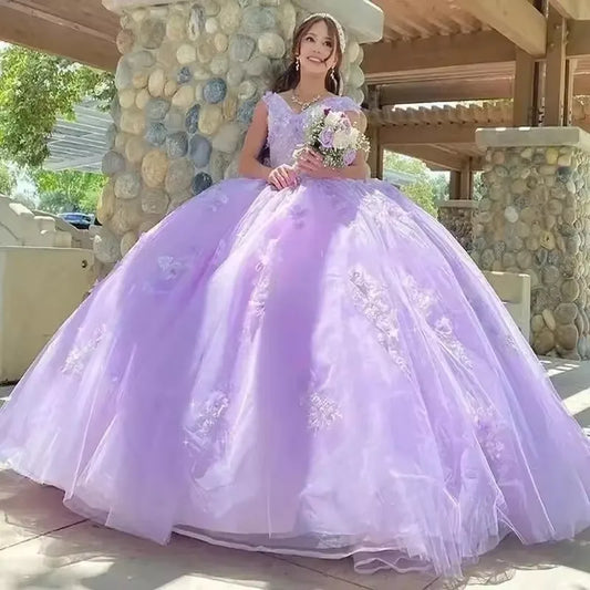 فساتين كوينسيانيرا أرجوانية بفتحة على شكل حرف V، مناسبة لحفلات كوينسيانيرا من Vestidos De 15 Anos، مزينة بزخارف عصرية، مزينة بزهرة ثلاثية الأبعاد، مناسبة للحفلات الأميرية، حسب الطلب