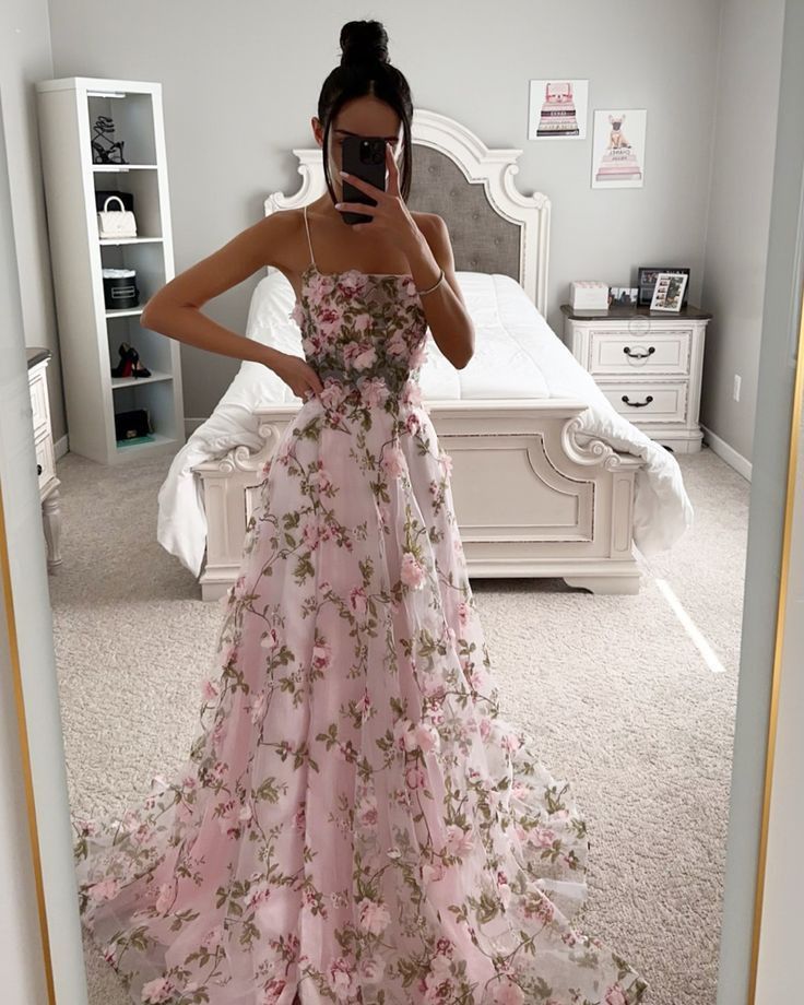 Robe de bal sexy trapèze, fabuleuses robes de bal à fleurs