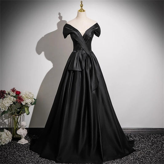 Vestido de fiesta de satén negro con escote en V, elegante vestido negro de satén, vestido de línea A, impresionante vestido de fiesta, vestido de novia minimalista, vestido de cumpleaños sencillo.