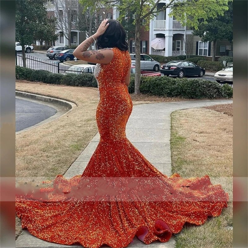 2023 Sparkly Orange Sequins Mermaid Prom Dresses For Black Girls Sexy Sheer Neck Crystals Rhinestones Plus Size Evening Party Go