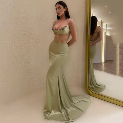Charmante robe de soirée sirène vert clair à bretelles spaghetti en satin et dos nu