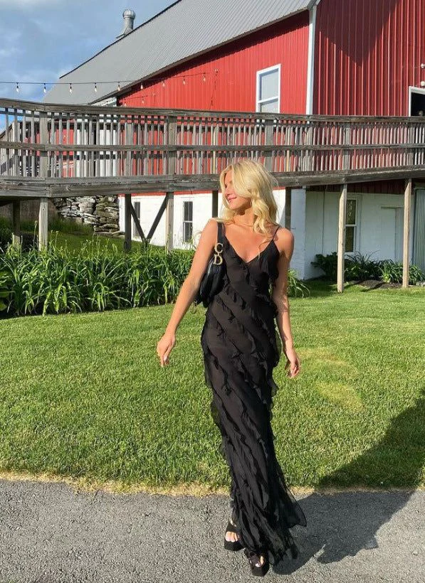 Vestido de festa sexy com costas nuas, babados e fenda em chiffon preto