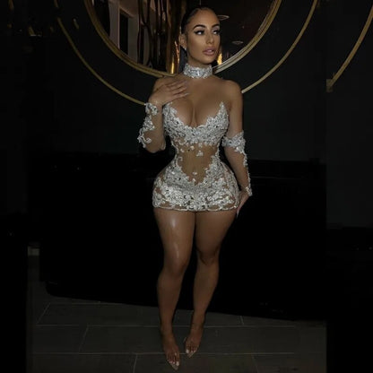 Robe de soirée d'anniversaire sexy transparente pour femme, robe de bal courte à bretelles spaghetti transparentes et manches longues